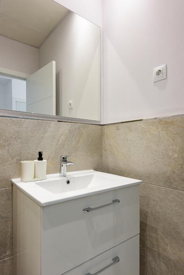 Charming Loft A Apartment Malaga Bagian luar foto