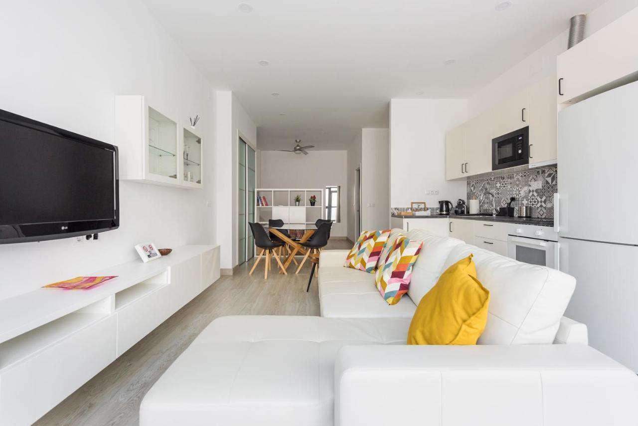 Charming Loft A Apartment Malaga Bagian luar foto