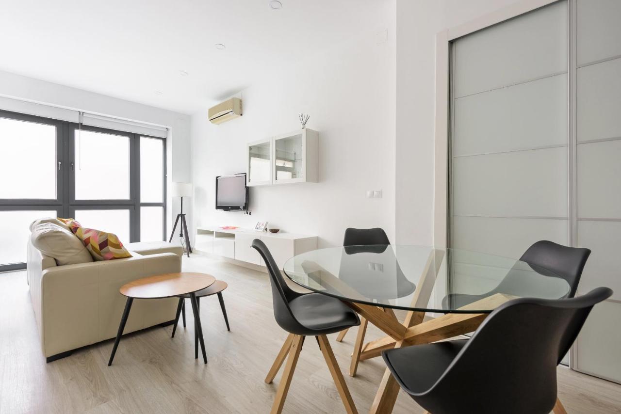 Charming Loft A Apartment Malaga Bagian luar foto