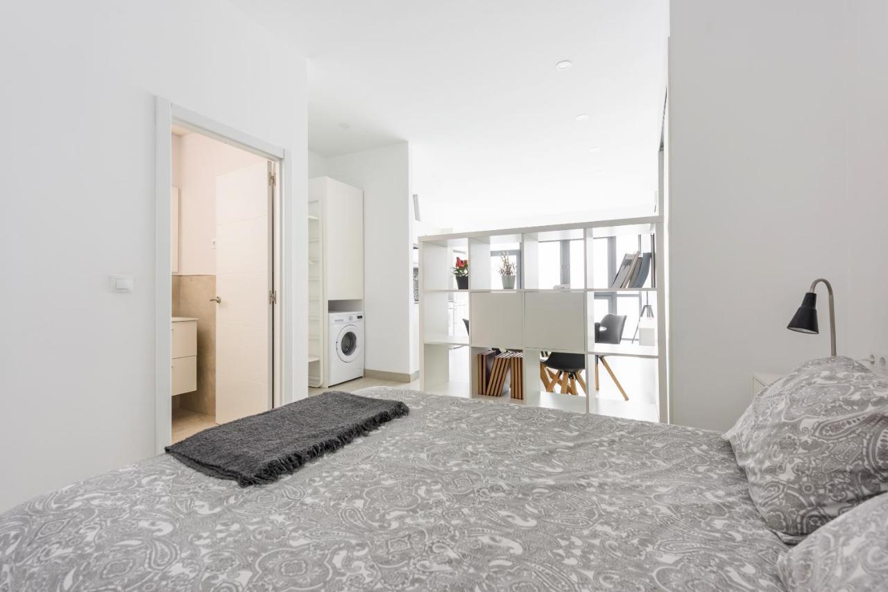 Charming Loft A Apartment Malaga Bagian luar foto
